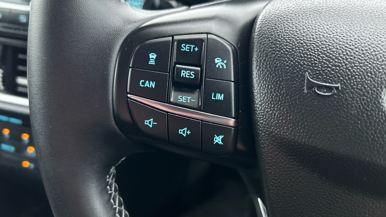 Ford Fiesta 1.0 EcoBoost Titanium 5dr Petrol Hatchback